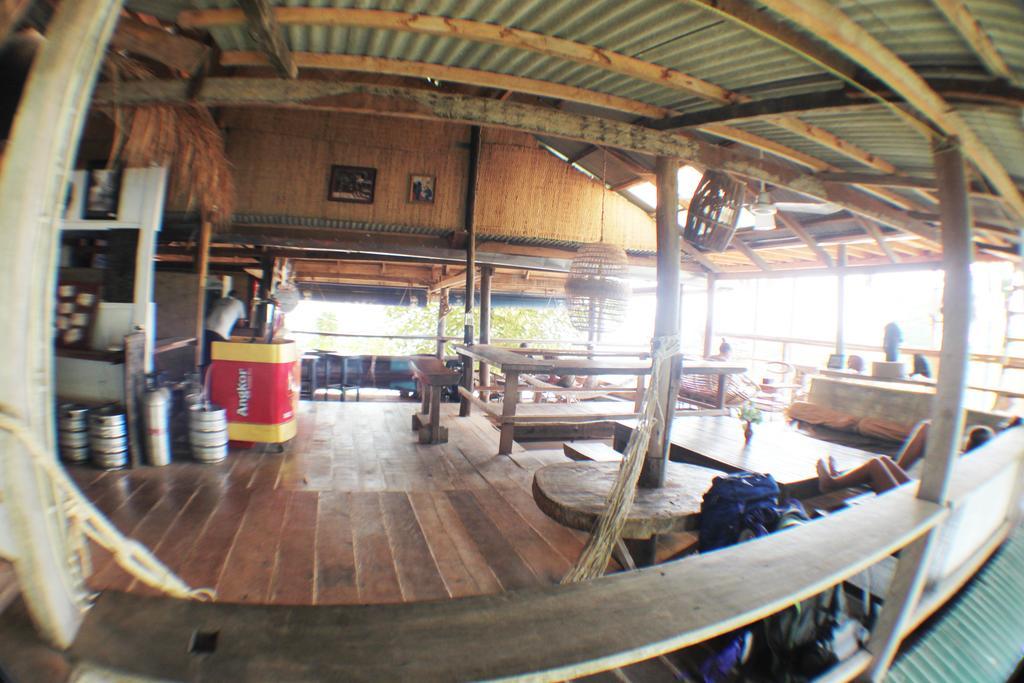 Bed and Breakfast Kepmandou Lounge-Bar Номер фото