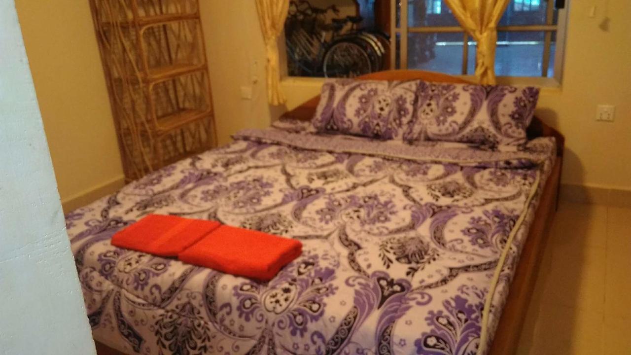 Bed and Breakfast Kepmandou Lounge-Bar Экстерьер фото